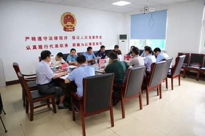 全福街道人大工作室组织召开代表建议答复会 组织文化艺术交流活动